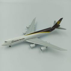 HERPA UPS AIRLINES BOEING 747-8F - N607UP 1/500